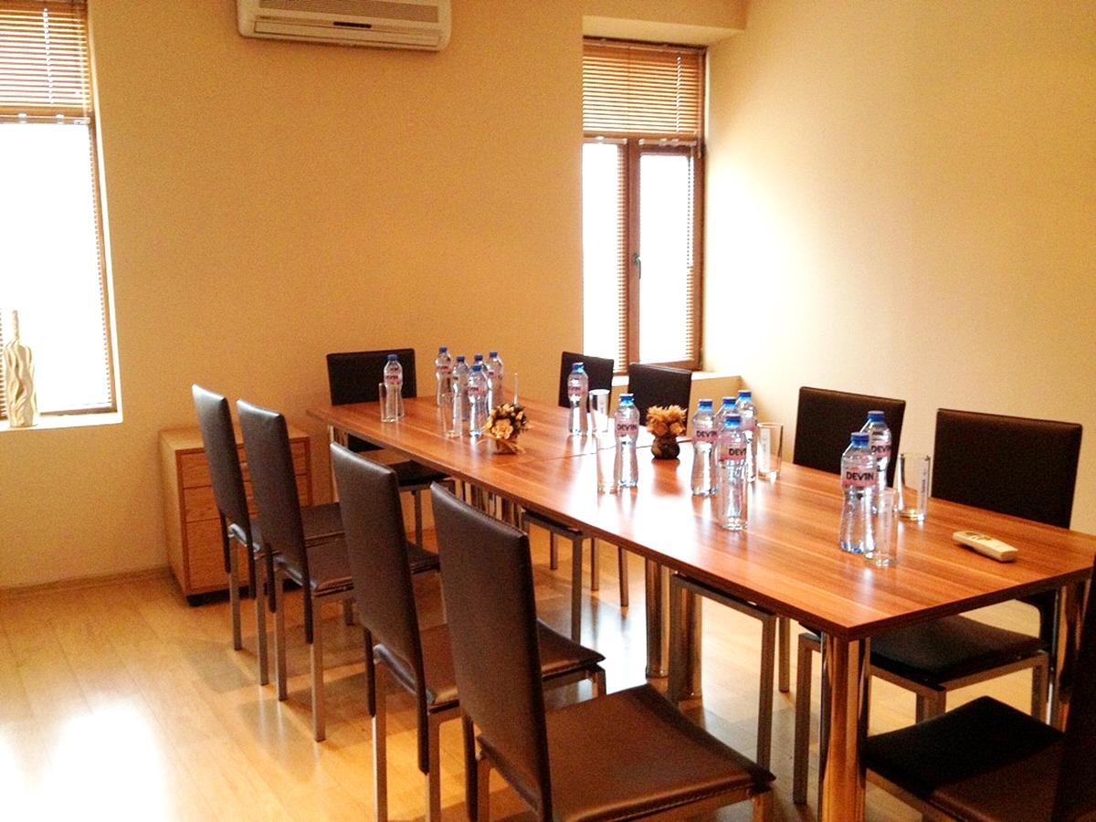 Kaleto Hotel Lom Екстер'єр фото