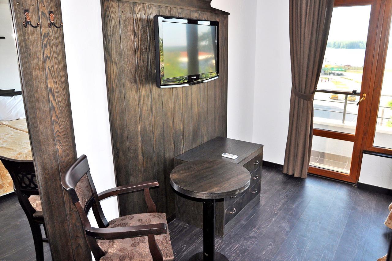 Kaleto Hotel Lom Екстер'єр фото